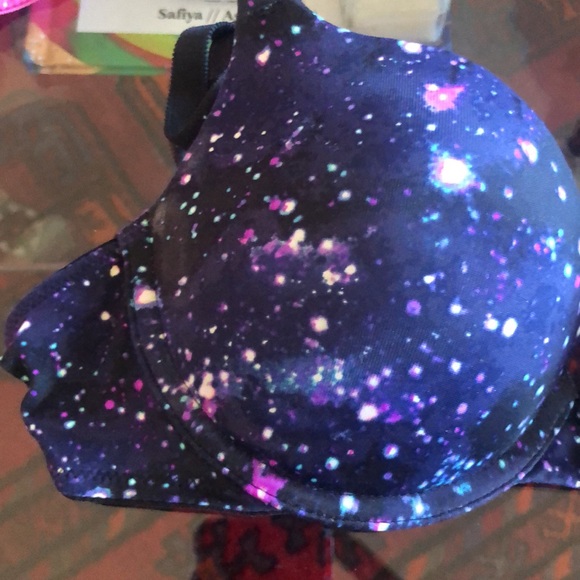 Pink Victoria Secret 32C wear everywhere push up bra. Style Pigeonnany in ECU. - Picture 3 of 6